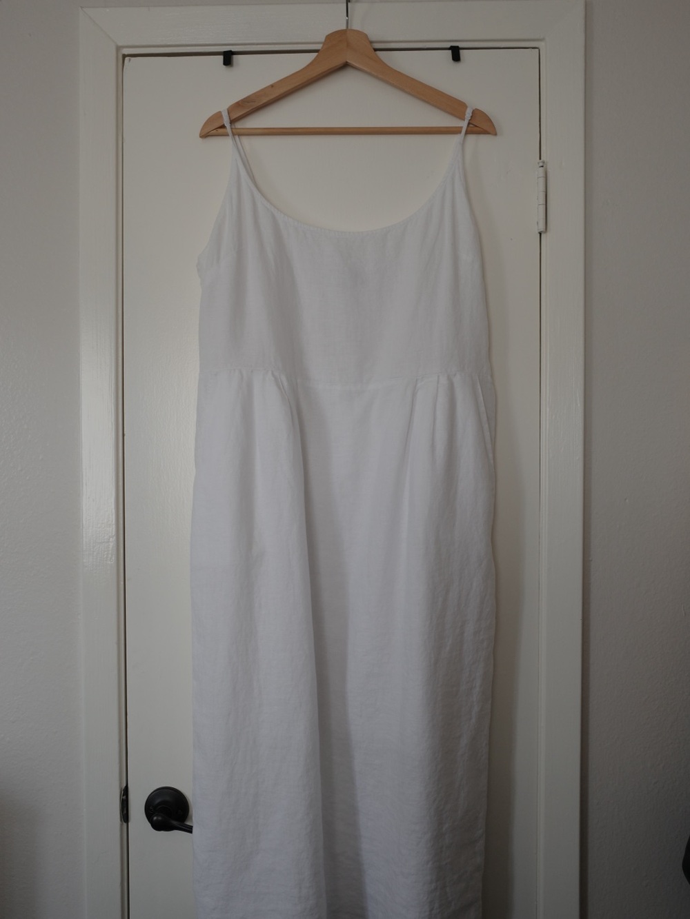 Quince White Linen Spaghetti-Strap Slip Dress